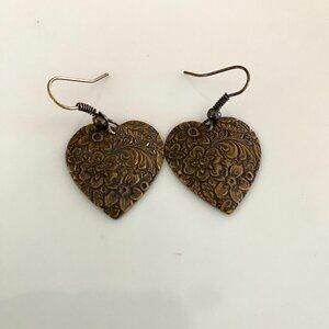 NWOT, bronze heart shape hook earrings, 1".